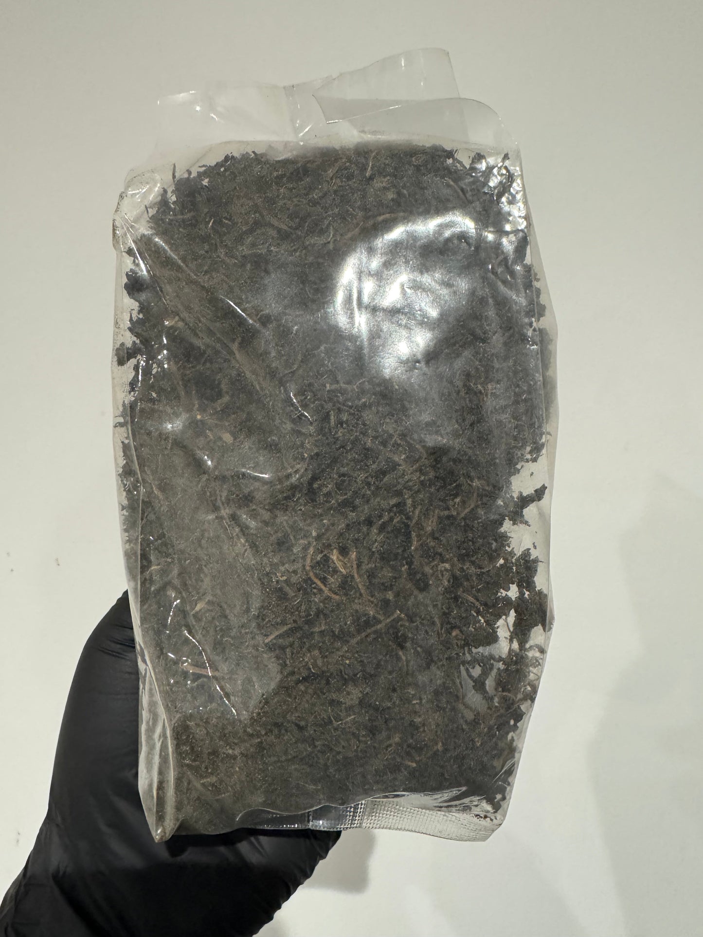 Freshly dried Bitter leaf (100g)