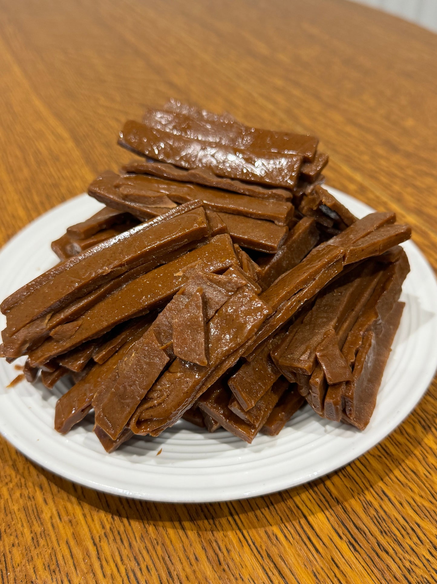 Sisi Pelebe (Peanut Candy)