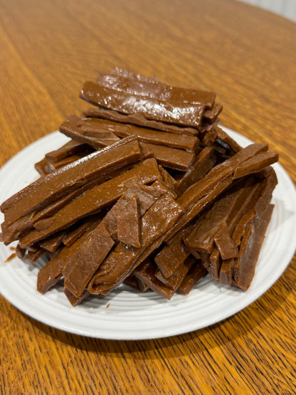 Sisi Pelebe (Peanut Candy)