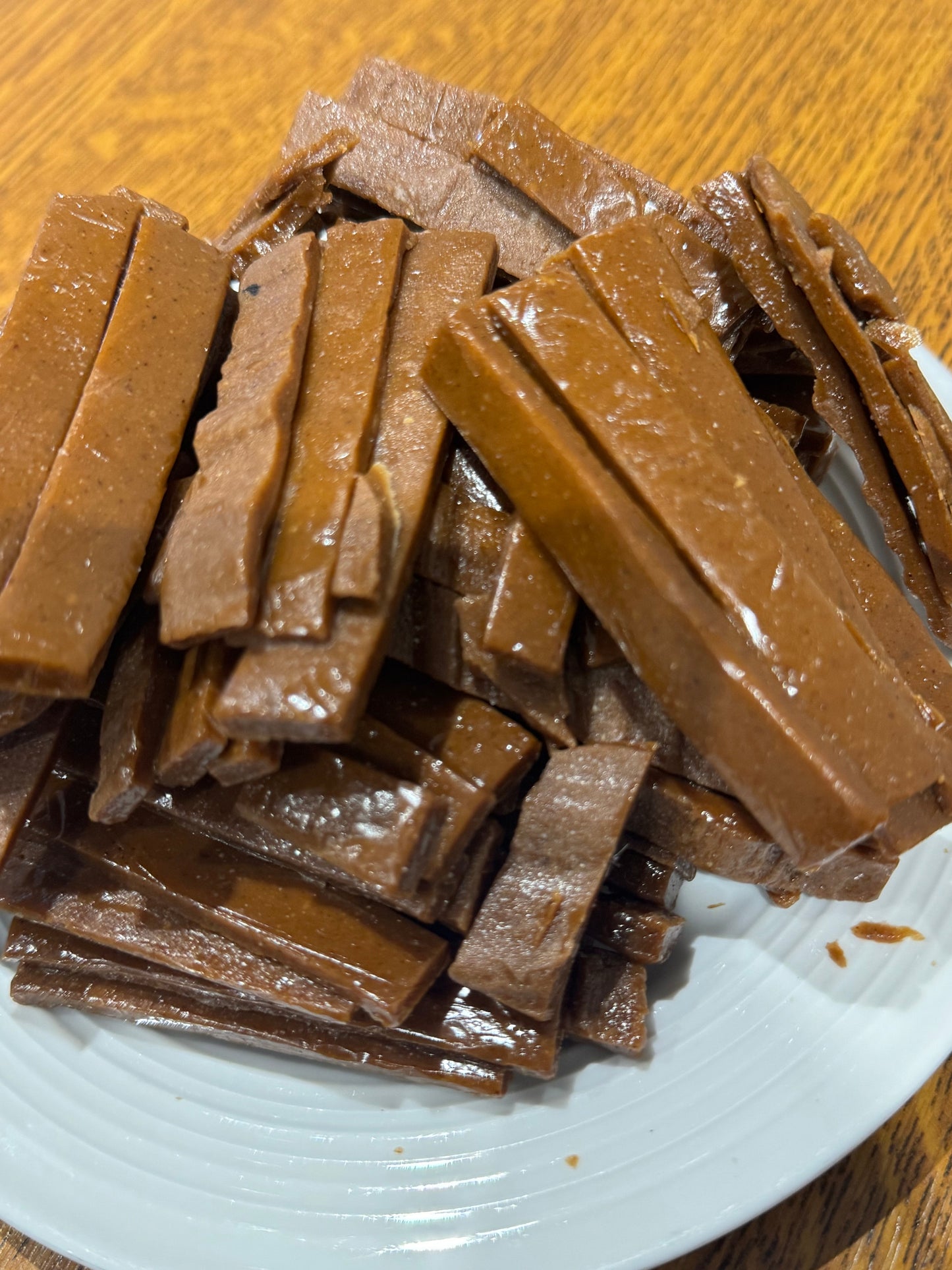 Sisi Pelebe (Peanut Candy)